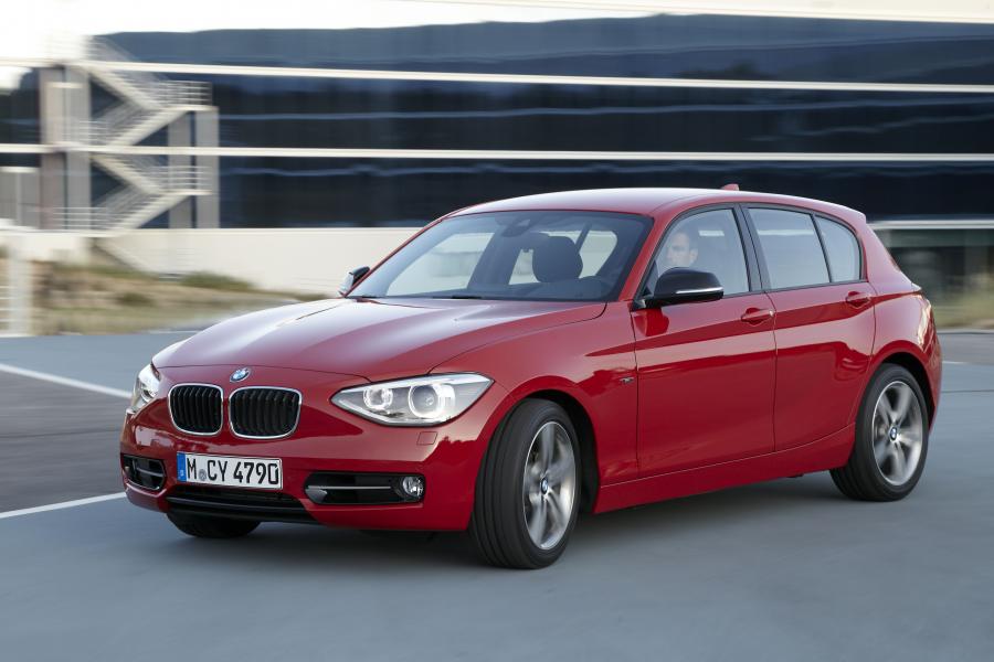  BMW 118i Sport Line 2011 года  (фото 163 из 185)